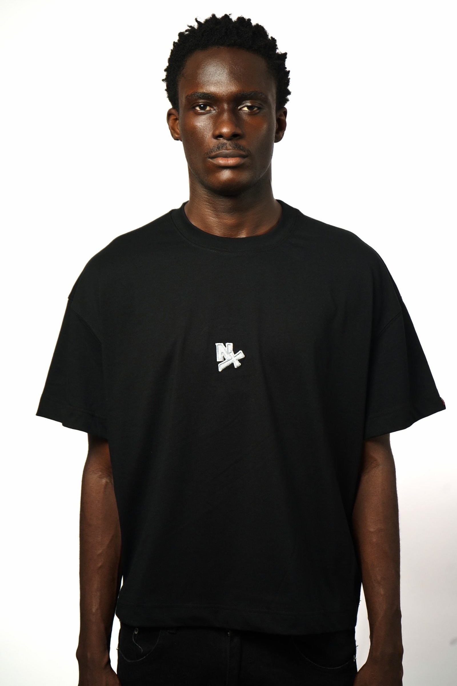 THE NIX BASIC TEE